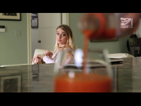 ❤️ 巨乳でキツキツのマンコの女の子は、敗者からチンコをもらうが、非常にハード。 ❤❌ ロシアポルノ ❌️