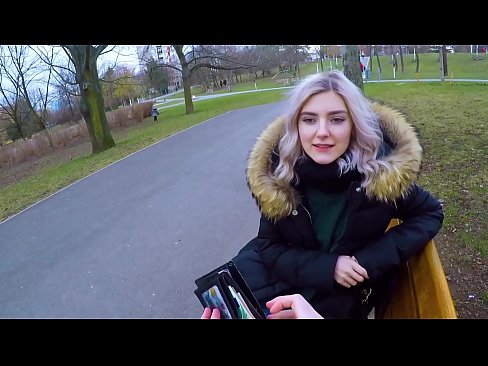 ❤️ ザーメン飲み放題の公園でフェラチオ。 ❤❌ ロシアポルノ ❌️